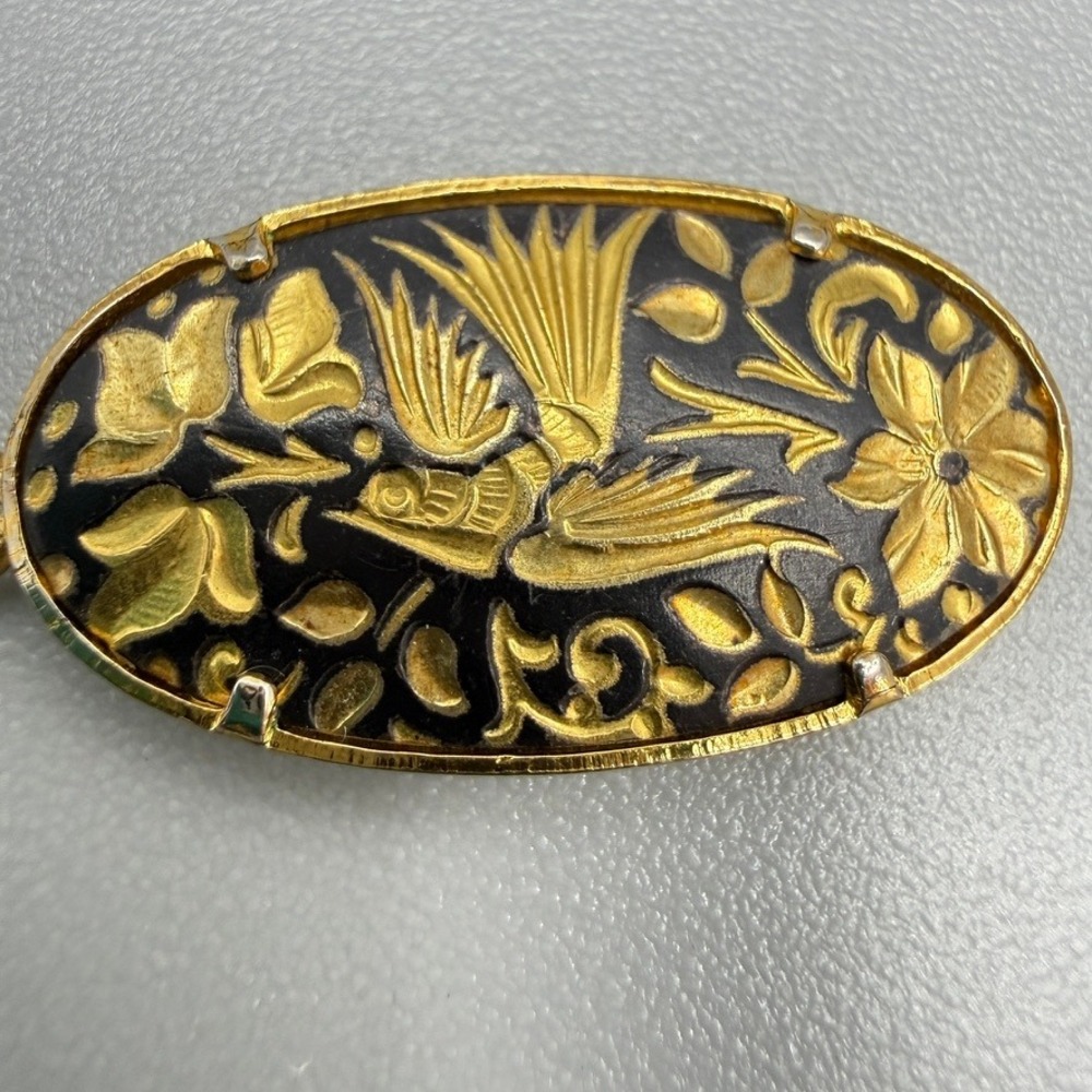 Vintage Gold Tone Damascene Bird Pendant 1.5" Floral Oval Dainty - Picture 2 of 6